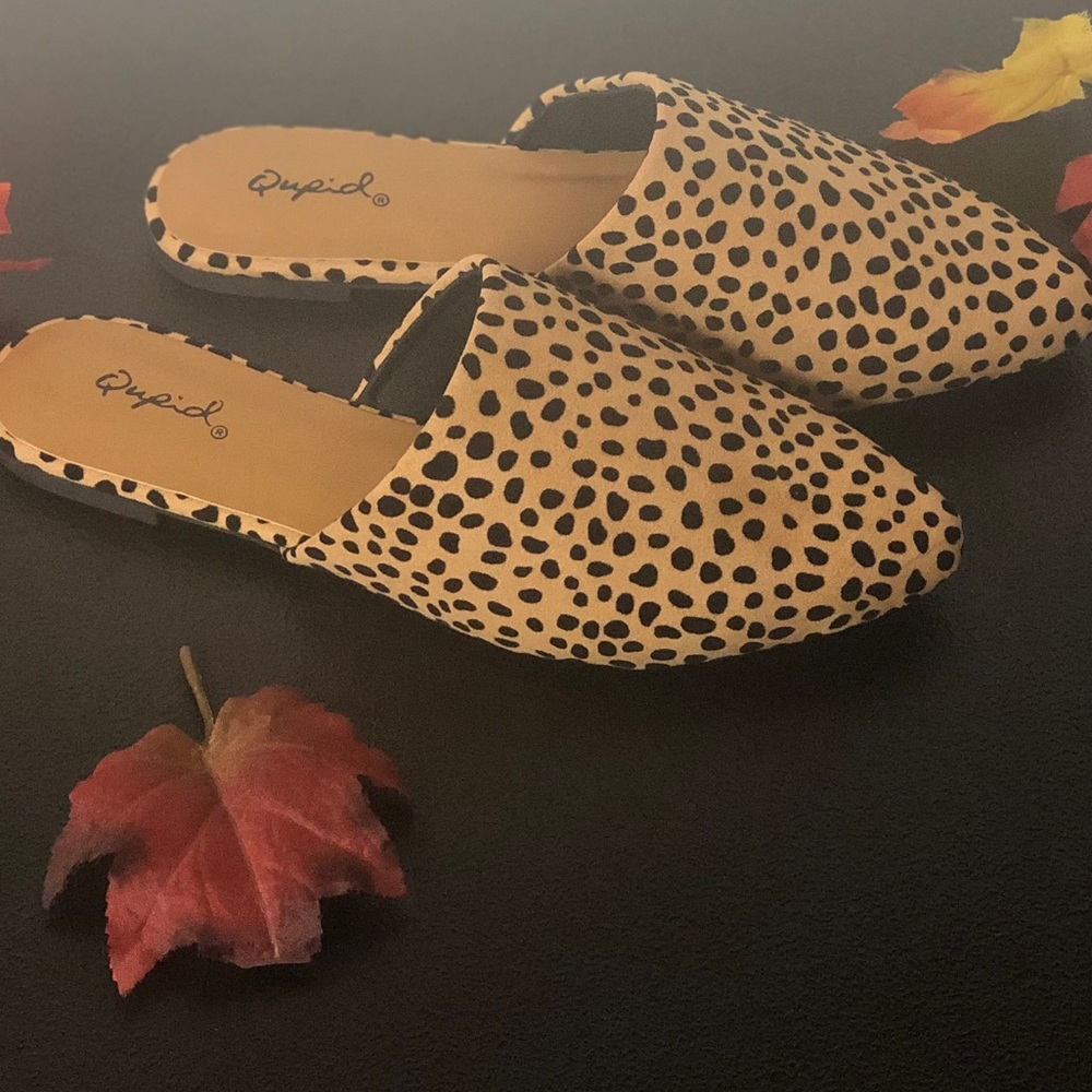 Last ☝🏽Size 6 Leopard Mules - Picture 2 of 2